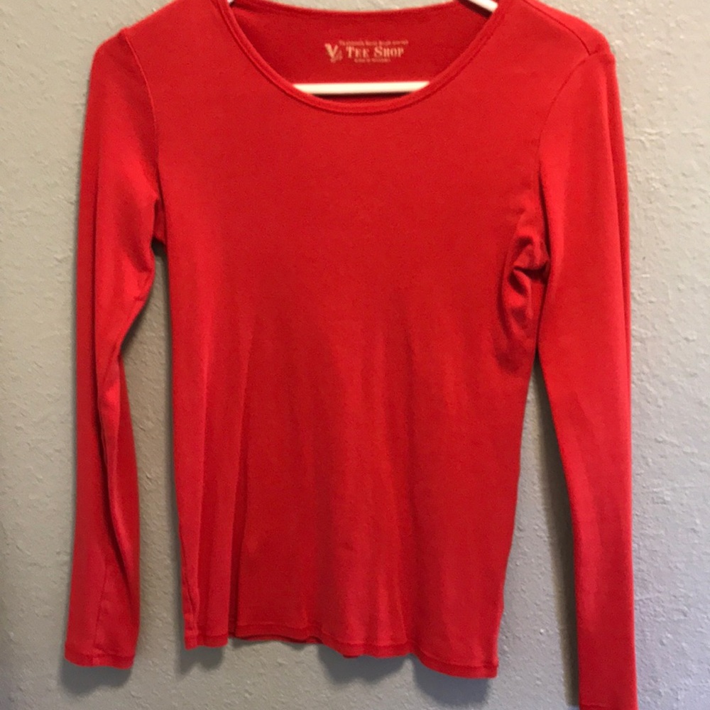 VS long sleeve tee